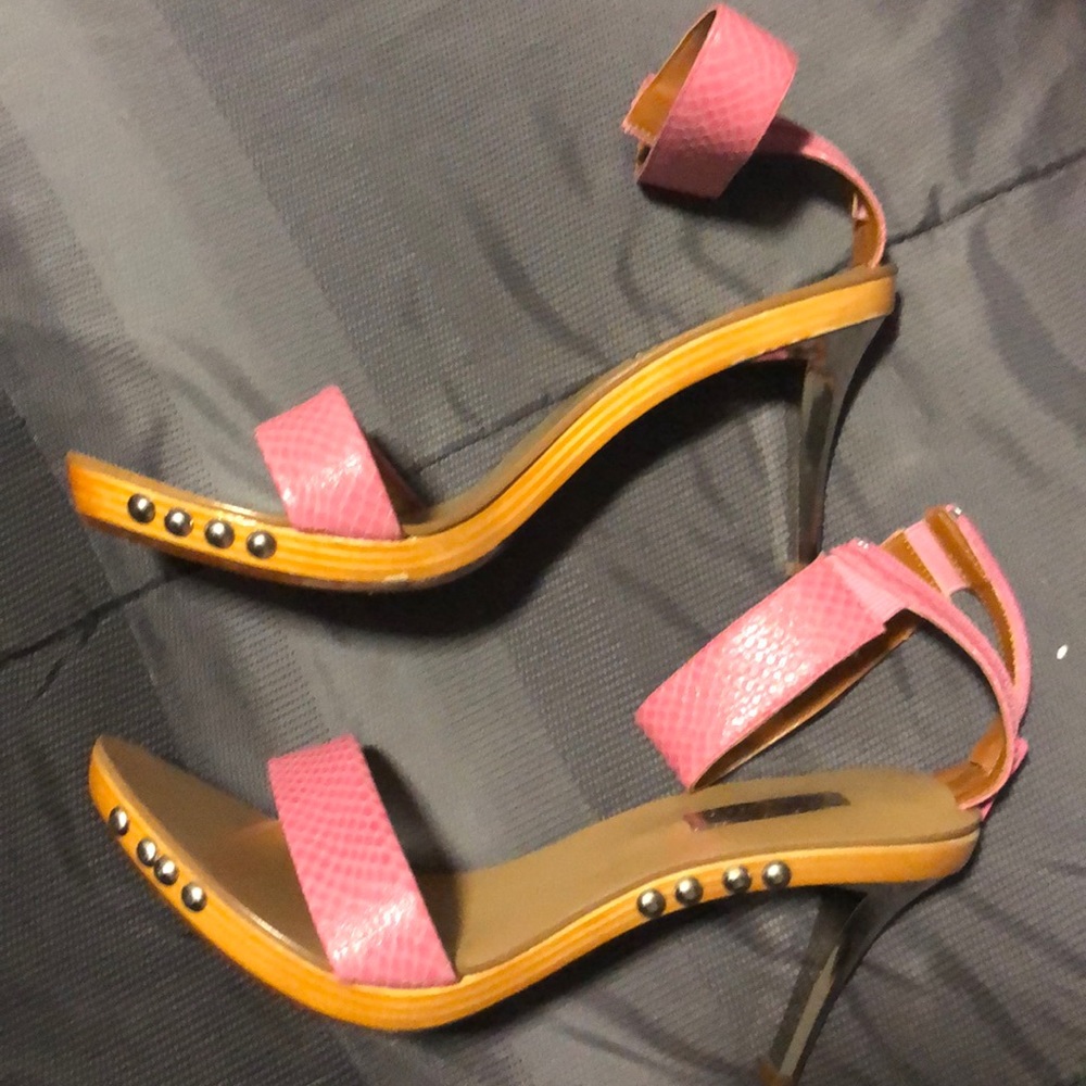 Dollhouse-heel
